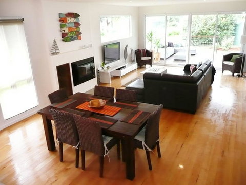 Captain's Cottage - Surfers Paradise Gold Coast 2