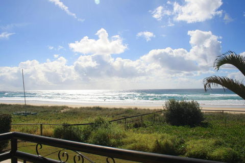 CASA DEL REY, UNIT 1 - Surfers Paradise Gold Coast 2