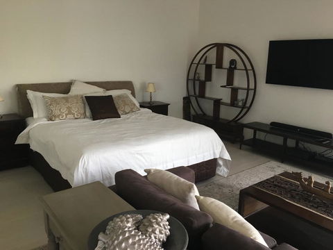 Casablanca, Peaceful Couples Retreat, Avalon Beach - Surfers Paradise Gold Coast 2