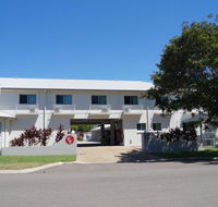 Castle Crest Motel - Surfers Paradise Gold Coast