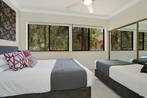 Centennial Terrace Apartments - Surfers Paradise Gold Coast 2