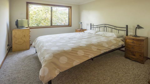 Centre Street 10 Lake Tabourie - Surfers Paradise Gold Coast 2