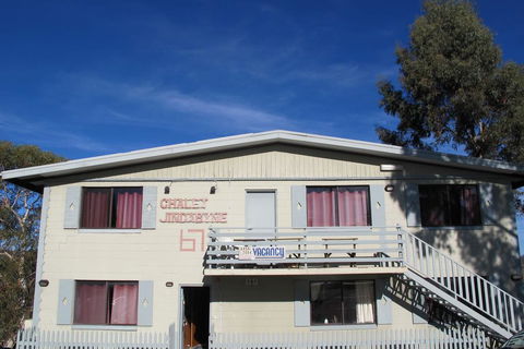 Chalet Jindabyne - Surfers Paradise Gold Coast 0