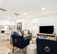 CHARMING BREAM 671I - Surfers Paradise Gold Coast