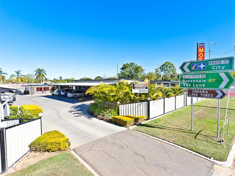 Charters Towers Motel - Surfers Paradise Gold Coast 0
