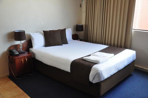 City Park Hotel - Surfers Paradise Gold Coast 1