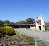 Civic Motor Inn - Surfers Paradise Gold Coast