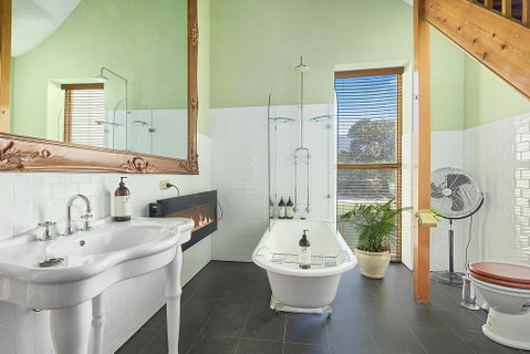 Claremont House - Surfers Paradise Gold Coast 3