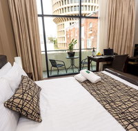 Clarendon Hotel - Surfers Paradise Gold Coast