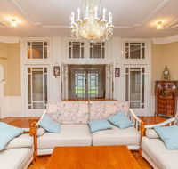 Classic 5 Beds Mt Dandenong Resort - Surfers Paradise Gold Coast