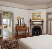Classic Bungalow - Surfers Paradise Gold Coast