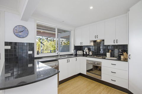 Clissold By Collers, MOLLYMOOK - Surfers Paradise Gold Coast 3