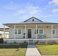 Cloverdale Cottage - Surfers Paradise Gold Coast