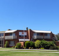 cluBarham Motel - Surfers Paradise Gold Coast