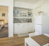 Clyde Studio 53 Mollymook - Surfers Paradise Gold Coast