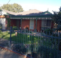 Cobram Cottage - Surfers Paradise Gold Coast