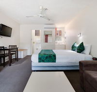 Coffs Harbour Pacific Palms Motel - Surfers Paradise Gold Coast