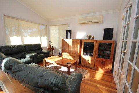 COLMER HOUSE At Dunbogan - Surfers Paradise Gold Coast 3