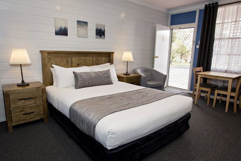 Colonial Motel & Apartments - Surfers Paradise Gold Coast 1