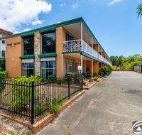 Comfy Ground Floor Unit opposite waterfront Welsby Pde Bongaree - Surfers Paradise Gold Coast