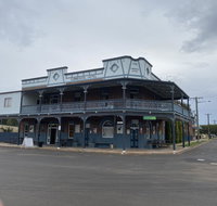 Commercial Hotel Curlewis - Surfers Paradise Gold Coast