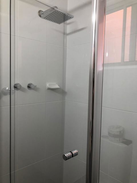 Commodore Motor Inn - Surfers Paradise Gold Coast 1