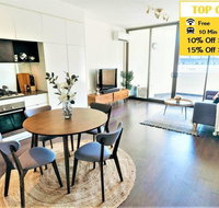 Convenient  Cozy 1BR next to Mall. 10 min to CBD