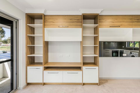 Cool Quiet Modern Secure Walking Distance To Perth And Landmarks - Surfers Paradise Gold Coast 1