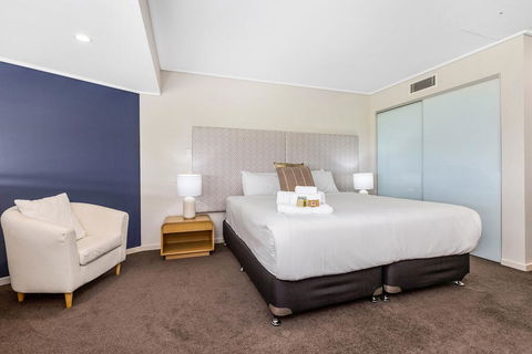 Corporate Boardies @ Bells Boulevard - Surfers Paradise Gold Coast 2