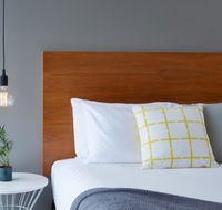 Cosmopolitan Hotel Melbourne - Surfers Paradise Gold Coast