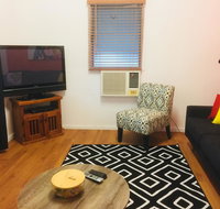 Cottage on Cork -Laffin Cottage - Surfers Paradise Gold Coast