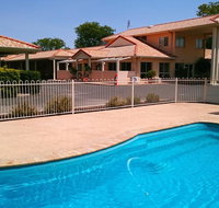 Country Roads Motor Inn - Surfers Paradise Gold Coast