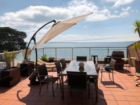 Cowes Beachfront Retreat - Surfers Paradise Gold Coast 1