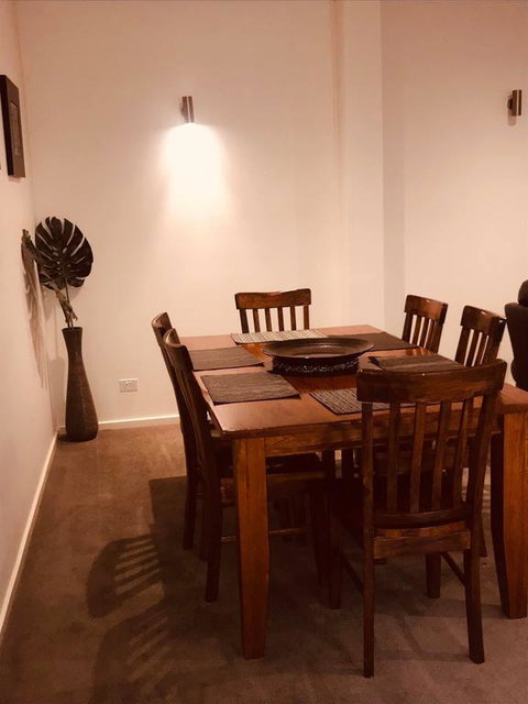 Creekside Apartment - Surfers Paradise Gold Coast 3