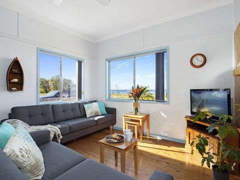 Crystal Blue - Views Across The Bay - Surfers Paradise Gold Coast 1