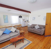 Culburra Sea Stay - beach and shop an easy walk - Surfers Paradise Gold Coast