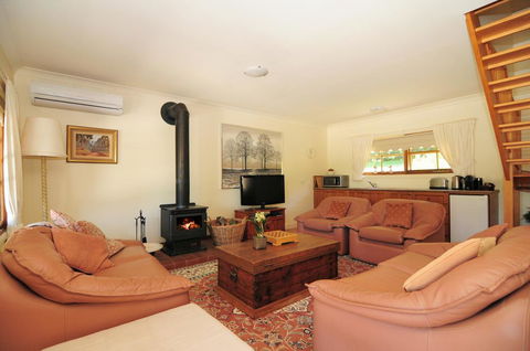 Daisy Cottage - Surfers Paradise Gold Coast 2