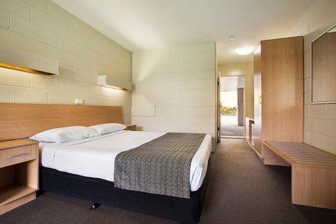 Dalrymple Hotel - Surfers Paradise Gold Coast 1