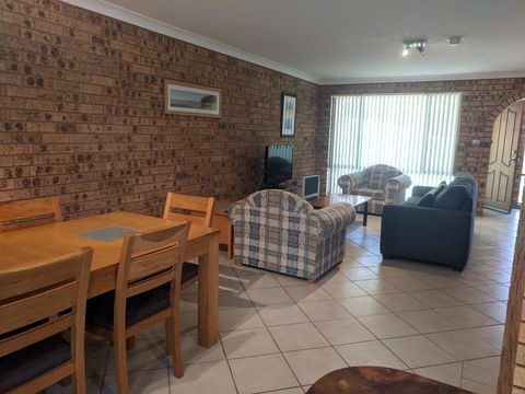 DAVIES STREET 3/14 MOLLYMOOK - Surfers Paradise Gold Coast 1