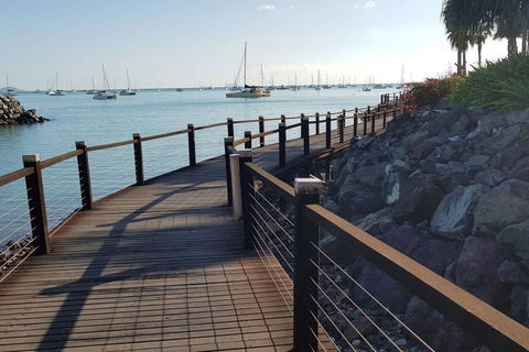 DAYDREAMING Airlie Beach, Water Views & Only 200m To Boardwalk. - Surfers Paradise Gold Coast 1