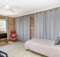 Deering 106 ULLADULLA - Surfers Paradise Gold Coast