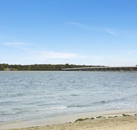 Delightful Duplex on Rose Ct Bongaree - Surfers Paradise Gold Coast