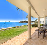 Delphini 1 - Salamander Bay