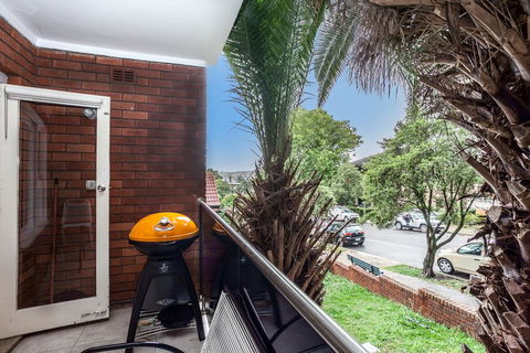 DENHAM DAZE (I677) -L'Abode - Surfers Paradise Gold Coast 2