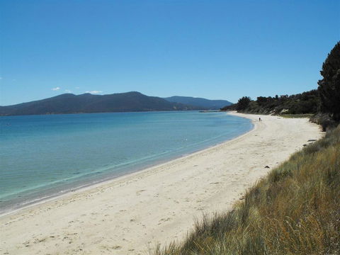 Discover Bruny Island Holiday Accommodation - Surfers Paradise Gold Coast 1