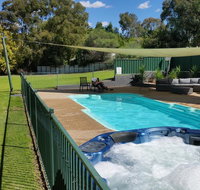 Early Settlers Motel Tocumwal - Surfers Paradise Gold Coast