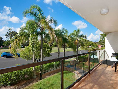 EAST COAST ESCAPES - Byron Beachfront - Surfers Paradise Gold Coast 0