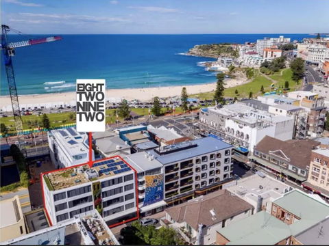 EIGHT TWO NINE TWO III: BONDI BEACH - Surfers Paradise Gold Coast 0