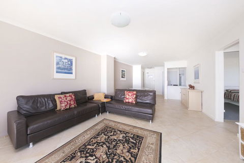 El Sandi, Unit 06, 14-18 North Street - Surfers Paradise Gold Coast 3