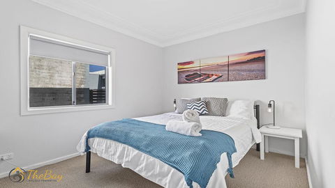 Elanora - Ocean St No.8 - Surfers Paradise Gold Coast 3